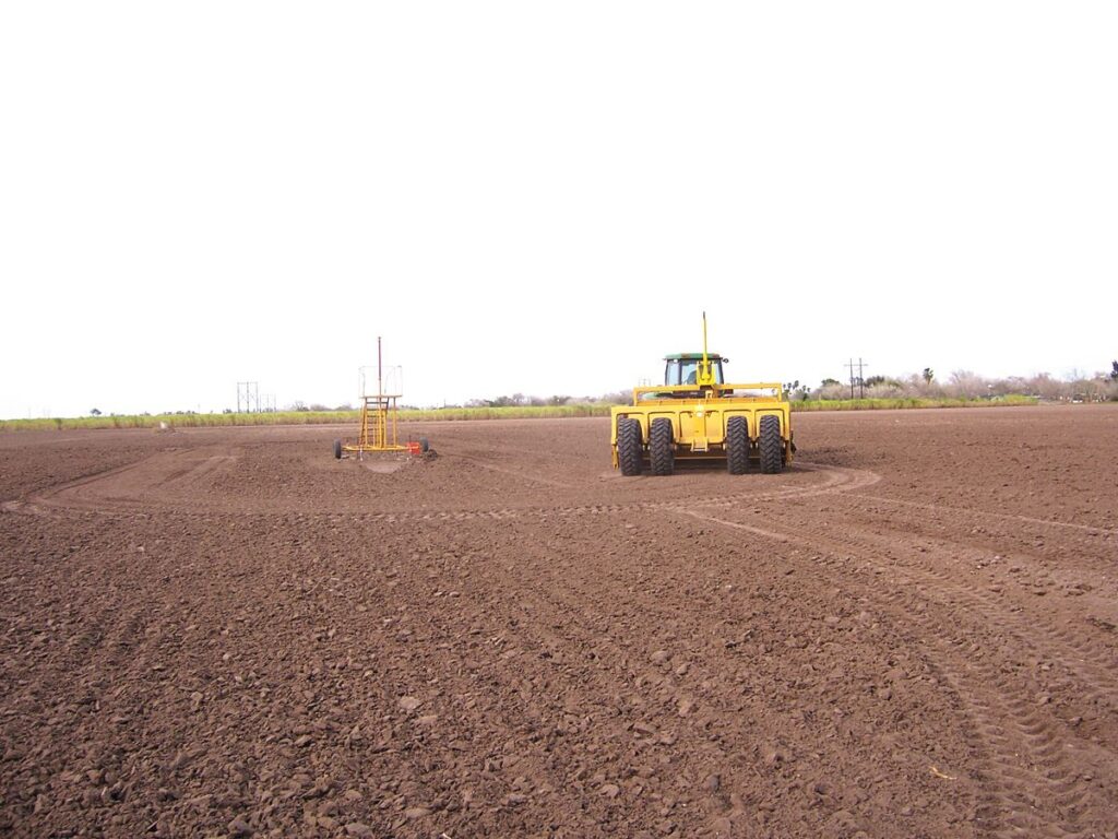 Global positioning land leveling system